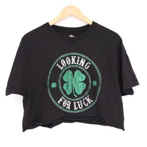 Way to Celebrate! St. Patrick's Day Crop T Shirt Womens M Black Looking For Luck